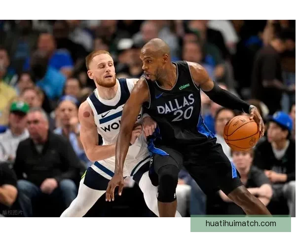 爱德华兹复出贡献17分森林狼大胜独行侠 多森姆三双表现亮眼弗拉格表现出色 爱德华兹复出贡献17分森林狼大胜独行侠 多森姆三双表现亮眼弗拉格表现出色